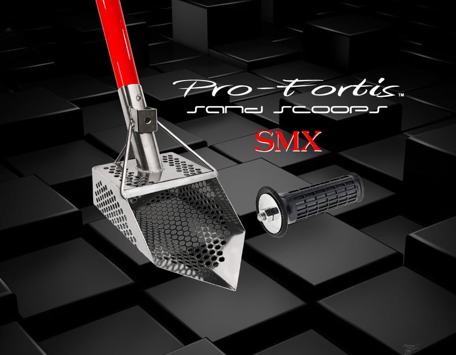 Sharktooth Hunter Sand Scoop | LMS Metal Detecting